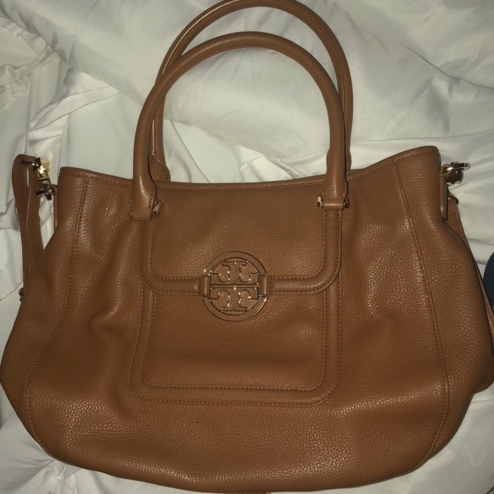 tory burch Amanda hobo bag